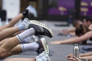 La relation hiérarchique entre coachs et sportifs de tous niveaux peut être propice à la corruption sexuelle. (Photo d'illustration) KEYSTONE/GAETAN BALLY